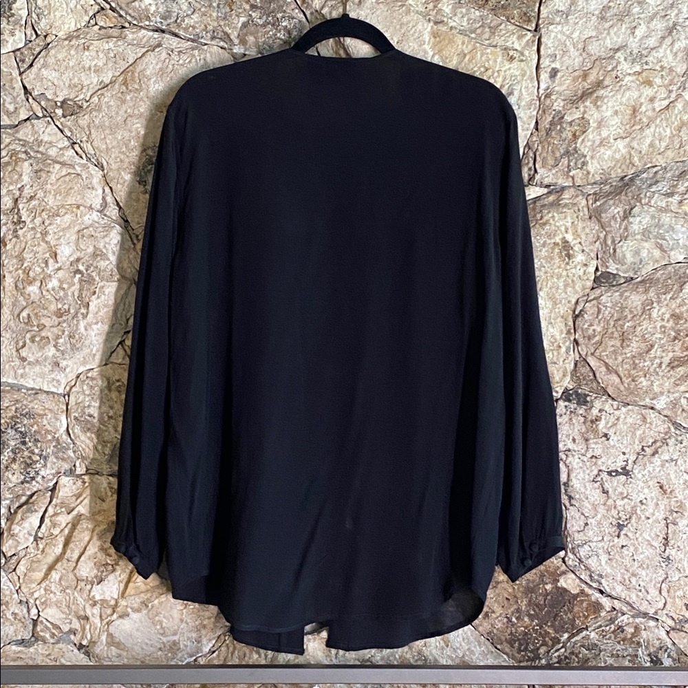 Liz Wear button/tie front blouse - Sz L - Picture 5 of 5